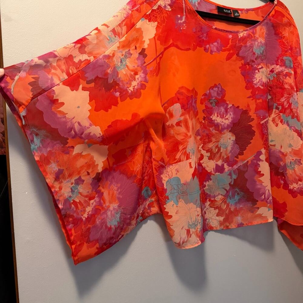 ANA sheer multicolor blouse in a vibrant red and pink floral - Picture 7 of 9